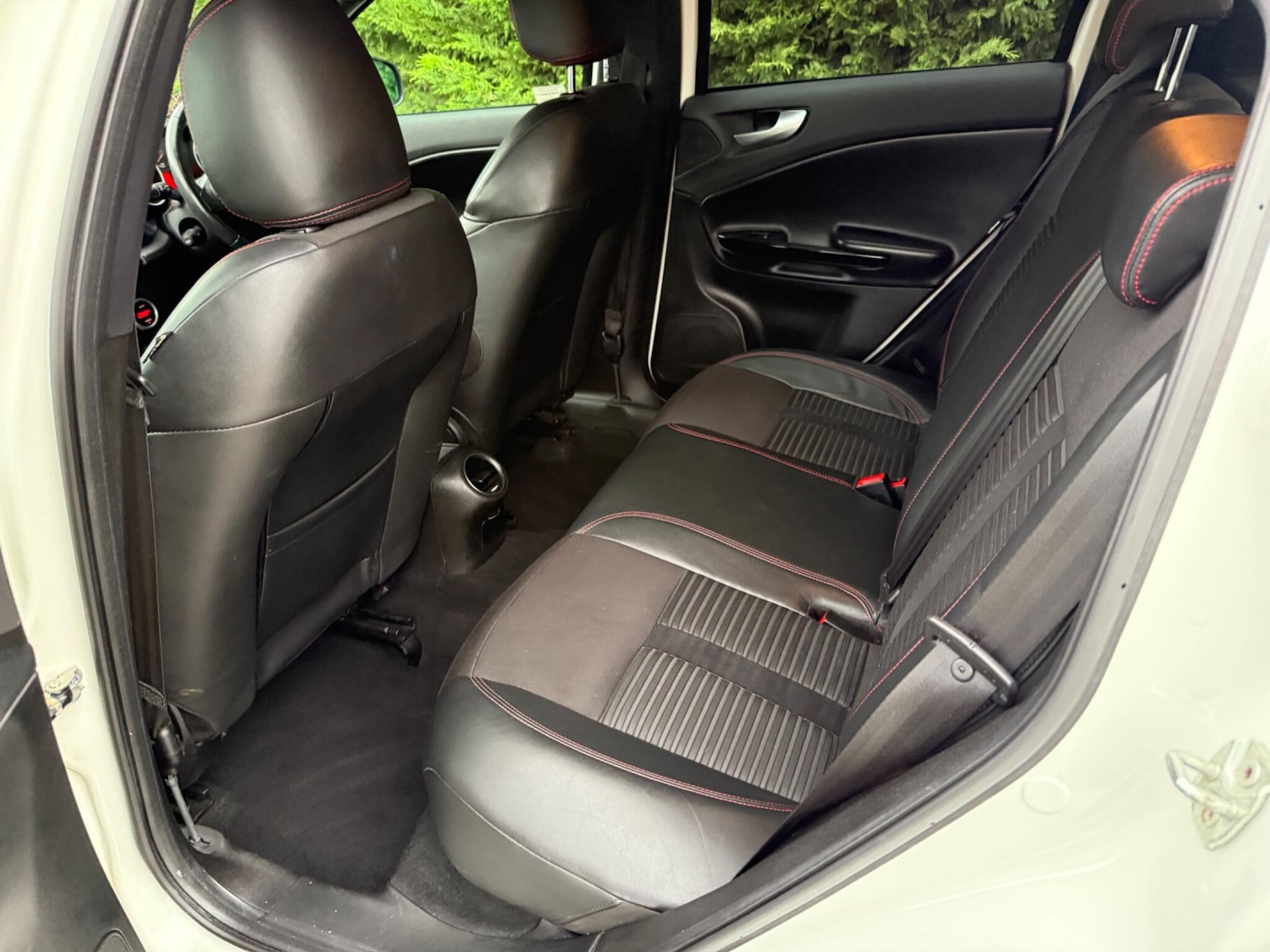 Used Alfa Romeo Giulietta 2011 for sale - 76377605: Photo 17