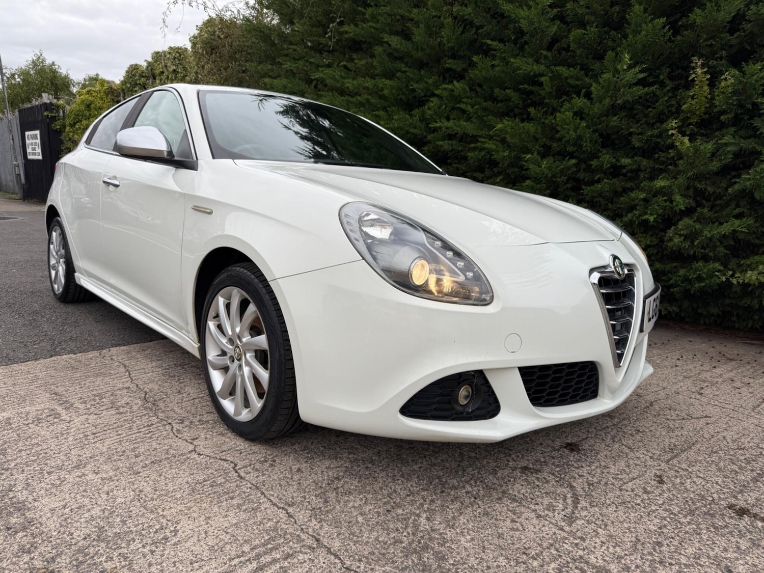 Used Alfa Romeo Giulietta 2011 for sale - 76377605: Photo 5