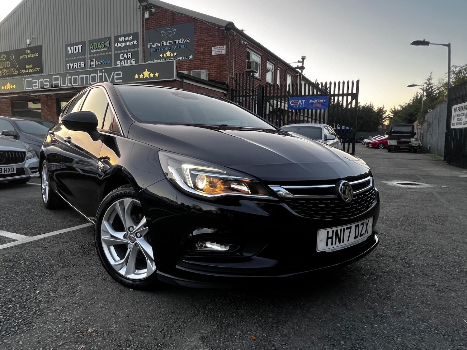 Used Vauxhall Astra 2017 for sale - 76633054: Photo 1