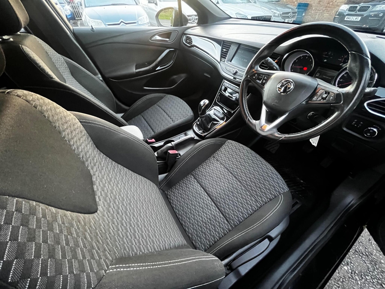 Used Vauxhall Astra 2017 for sale - 76633054: Photo 10