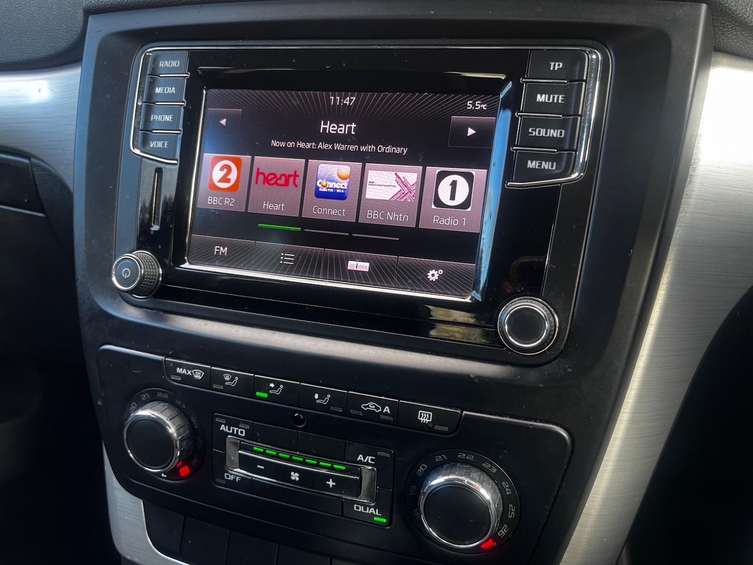 Used Skoda Yeti 2015 for sale - 76607070: Photo 15