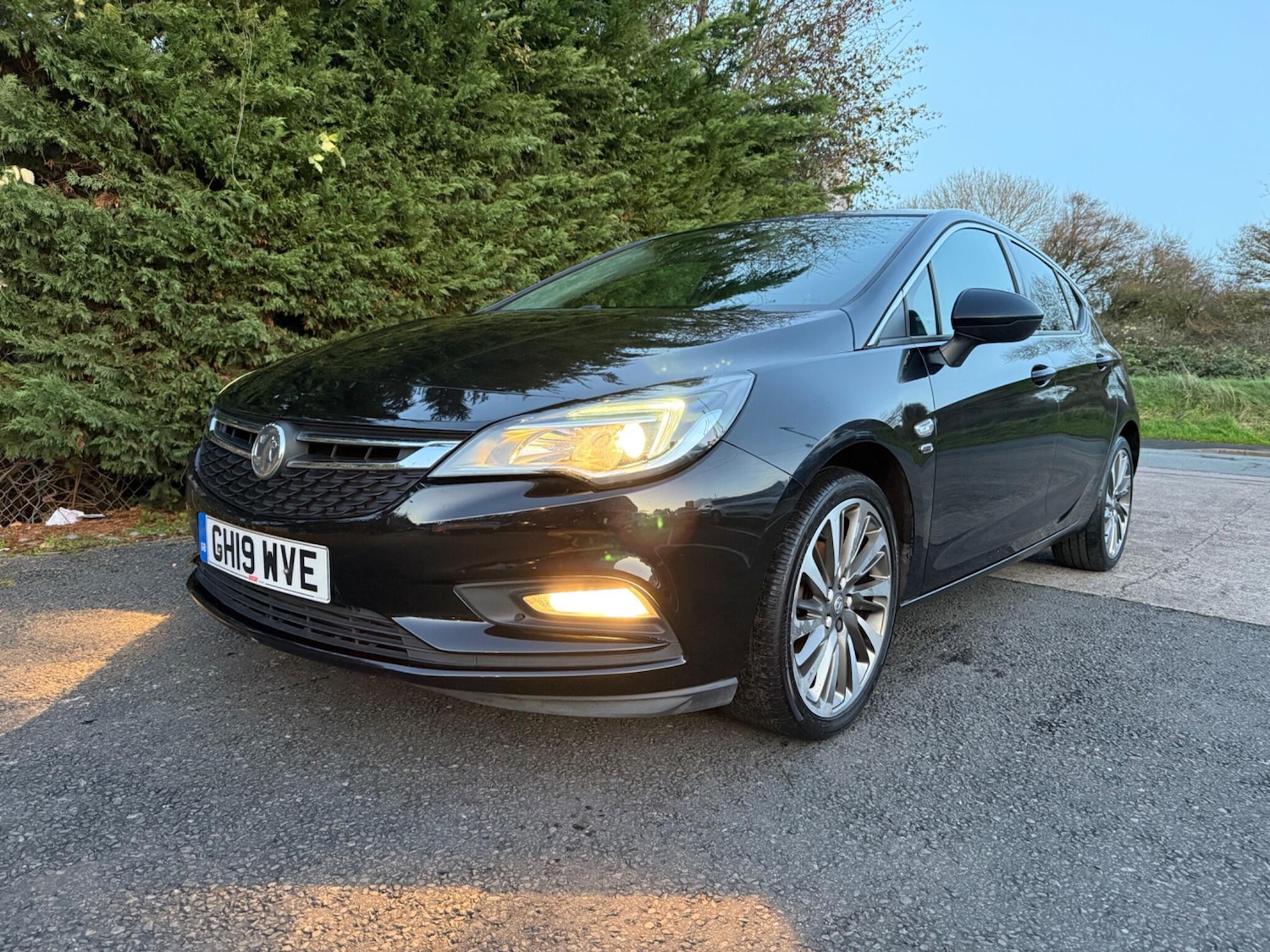 Used Vauxhall Astra 2019 for sale - 76671575: Photo 3
