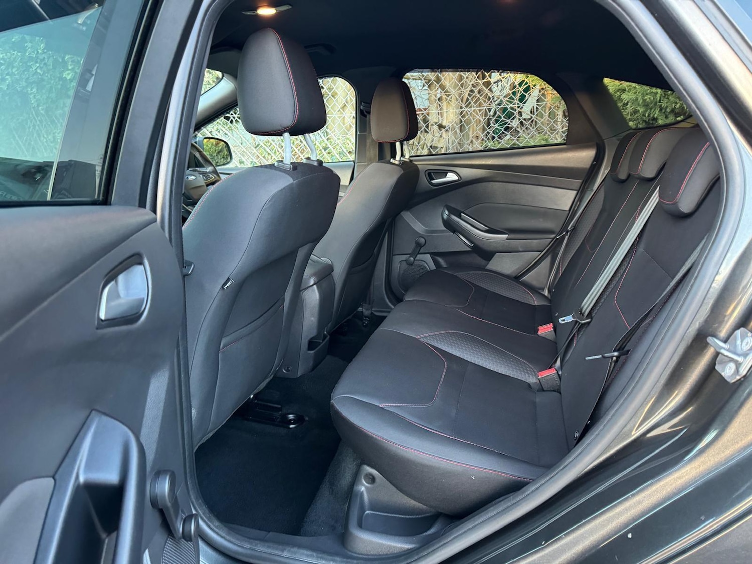 Used Ford Focus 2017 for sale - 77120088: Photo 12