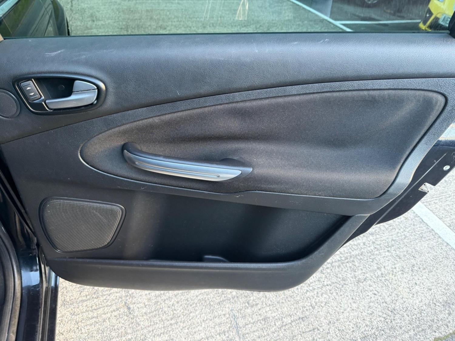 Used Ford Galaxy 2010 for sale - 76377409: Photo 33