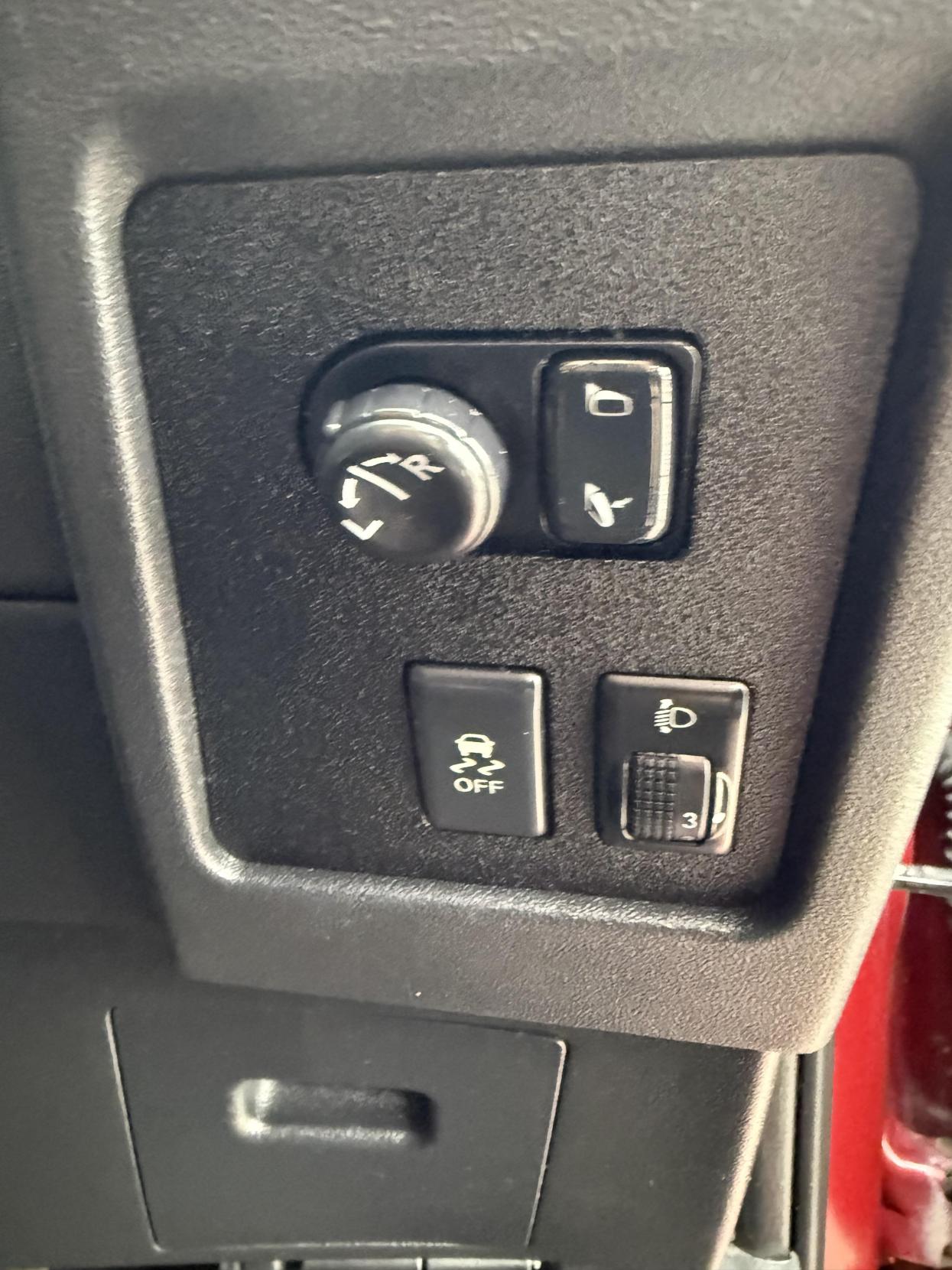 Used Nissan Qashqai 2011 for sale - 77793095: Photo 20