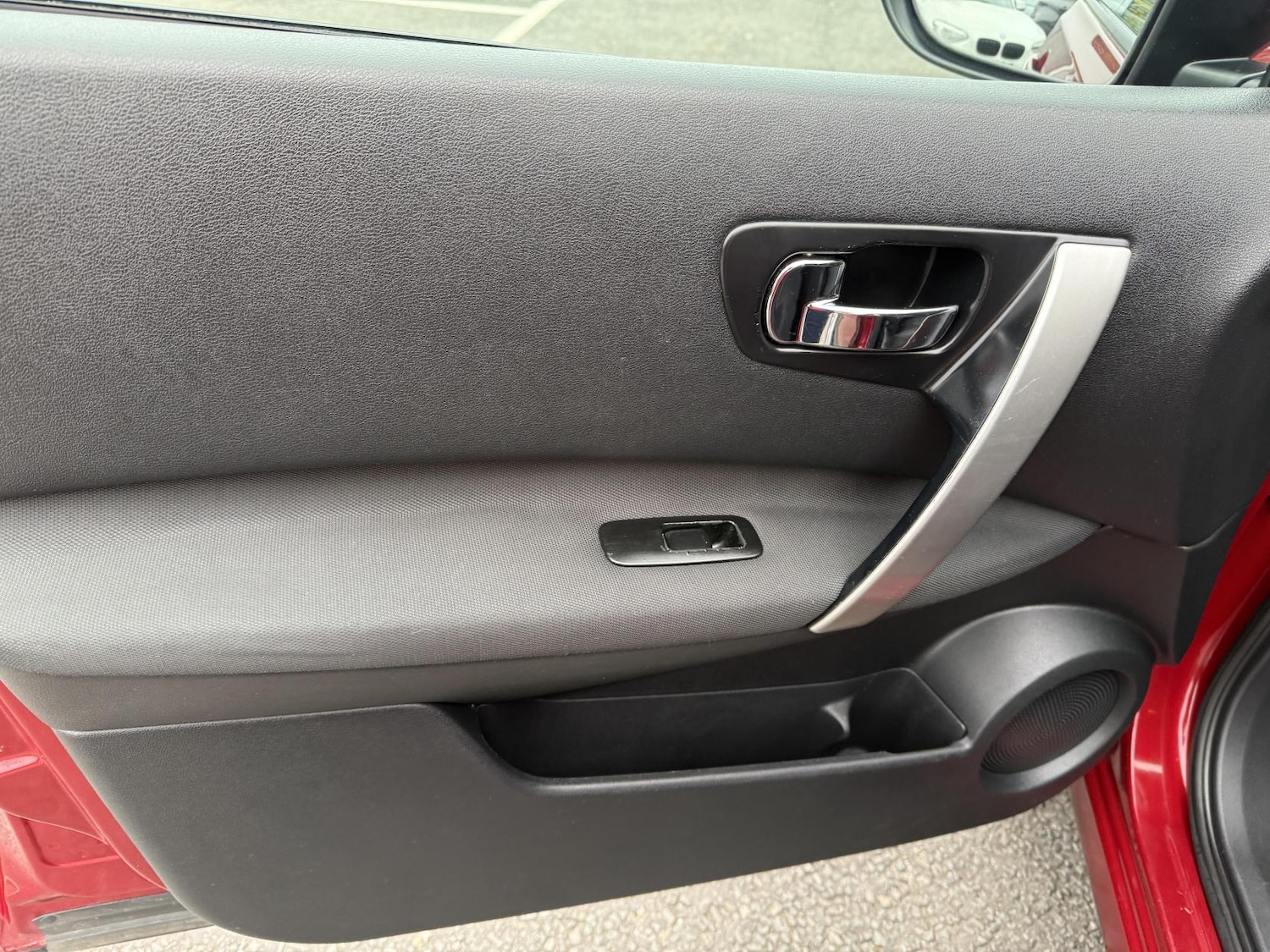 Used Nissan Qashqai 2011 for sale - 77793095: Photo 24