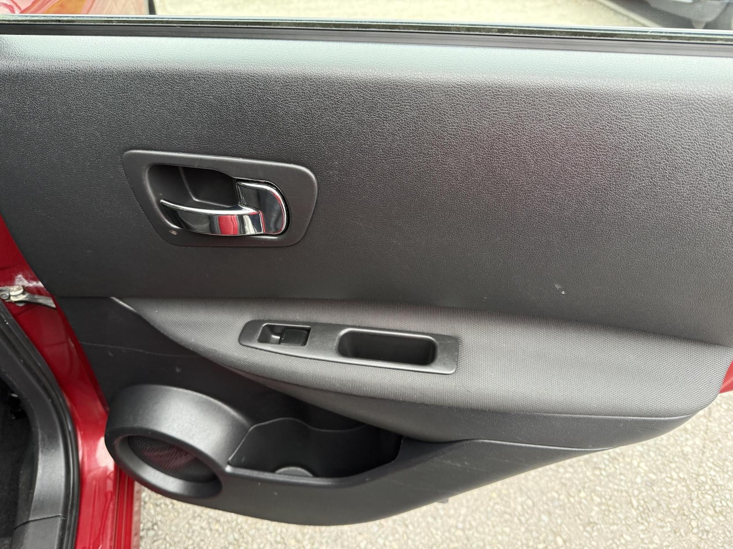 Used Nissan Qashqai 2011 for sale - 77793095: Photo 27