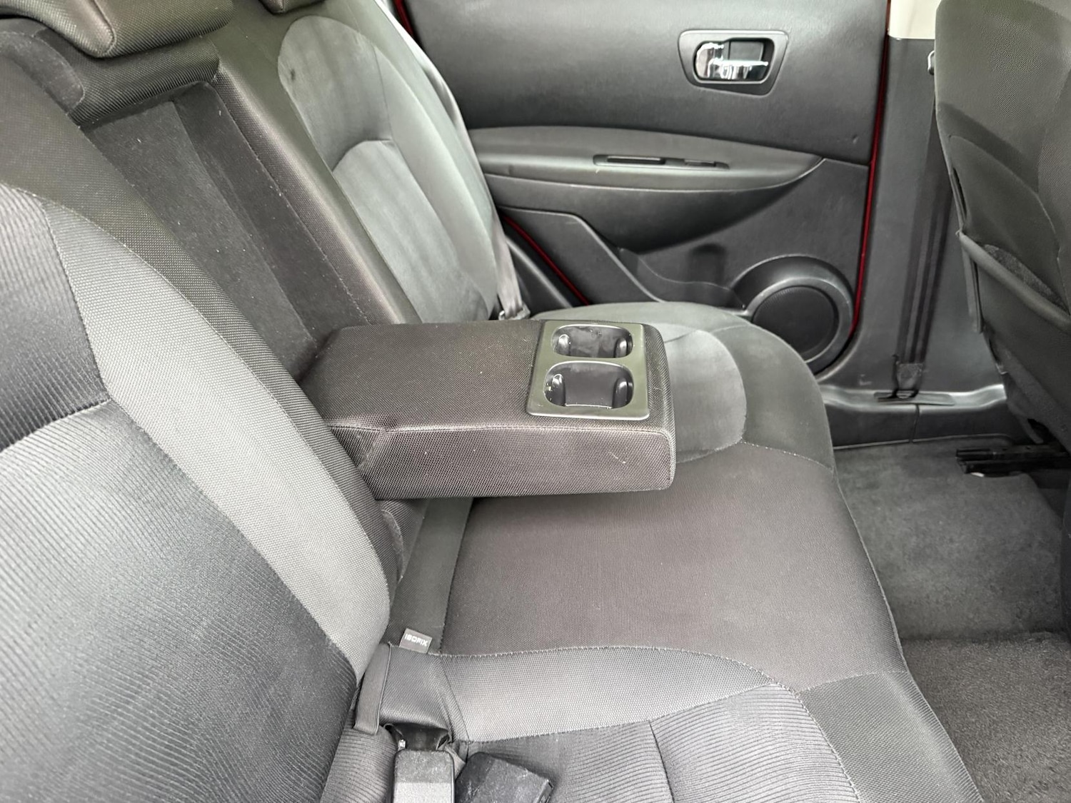 Used Nissan Qashqai 2011 for sale - 77793095: Photo 28