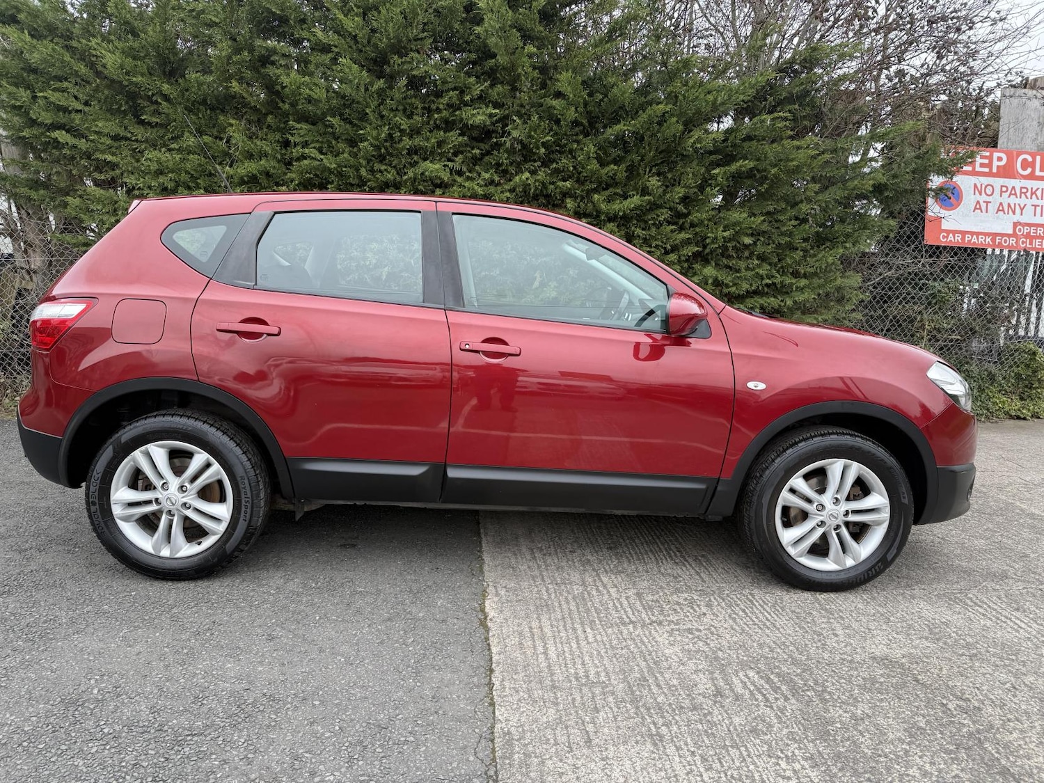 Used Nissan Qashqai 2011 for sale - 77793095: Photo 9