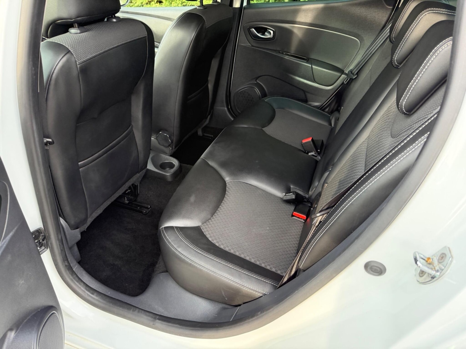 Used Renault Clio 2019 for sale - 77358931: Photo 12