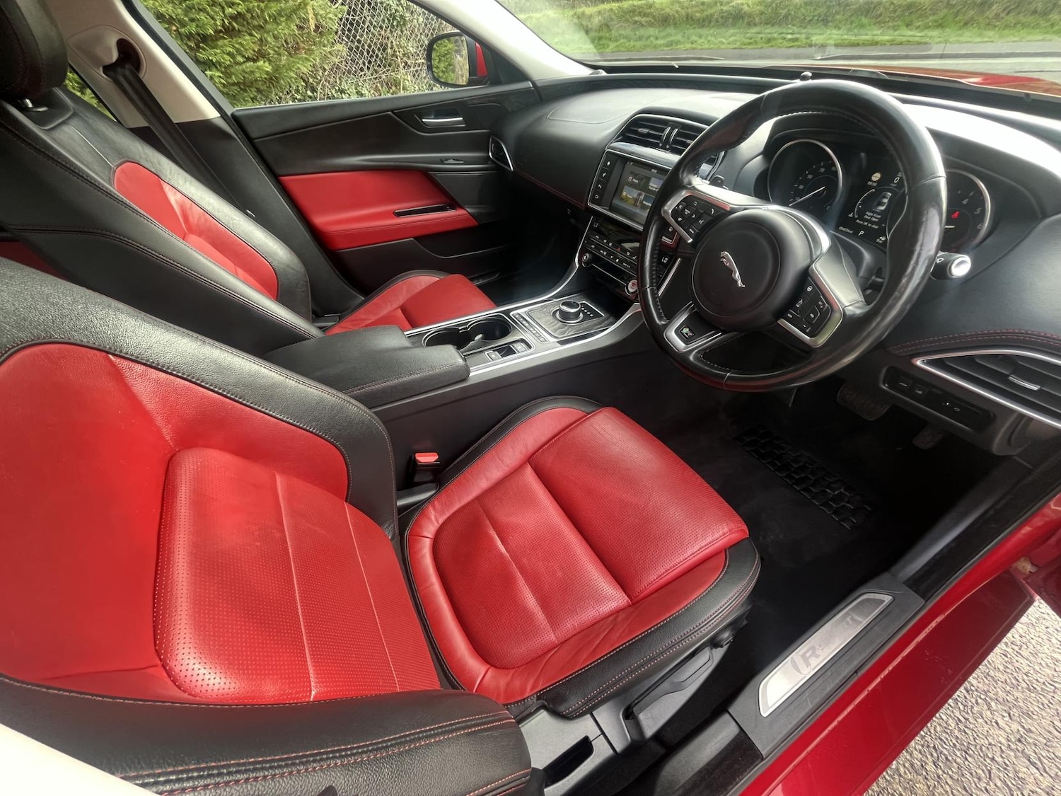 Used Jaguar XF 2015 for sale - 77590408: Photo 9