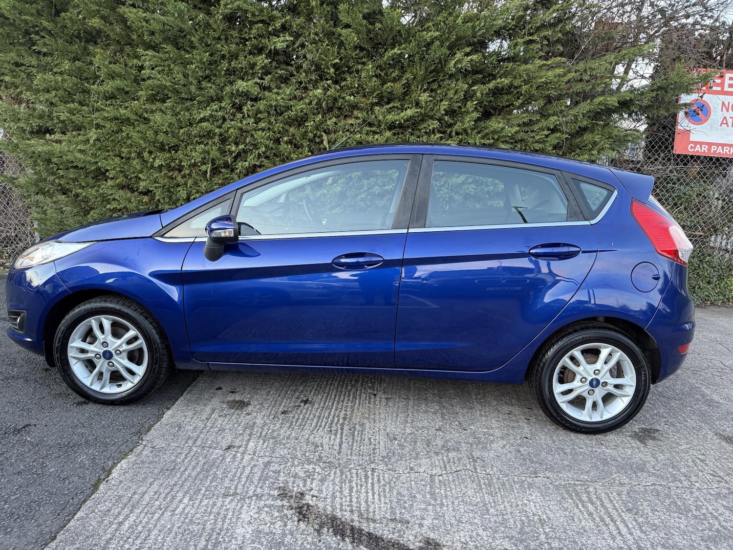 Used Ford Fiesta 2015 for sale - 77807576: Photo 4