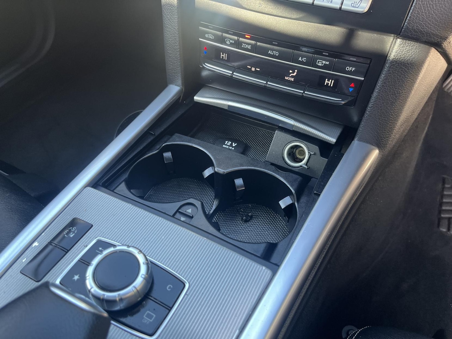 Used Mercedes-Benz E Class 2015 for sale - 77590436: Photo 14