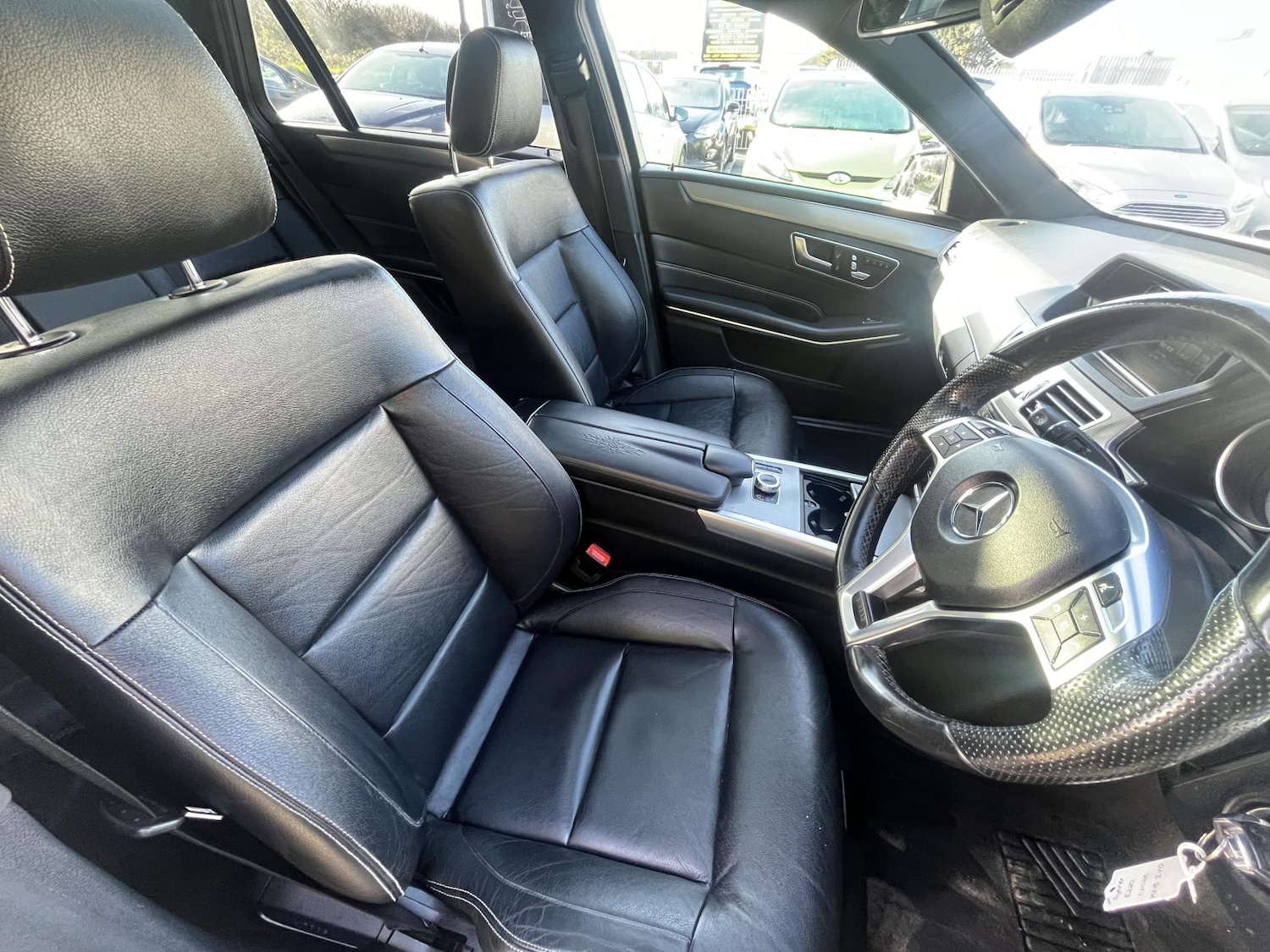 Used Mercedes-Benz E Class 2015 for sale - 77590436: Photo 24