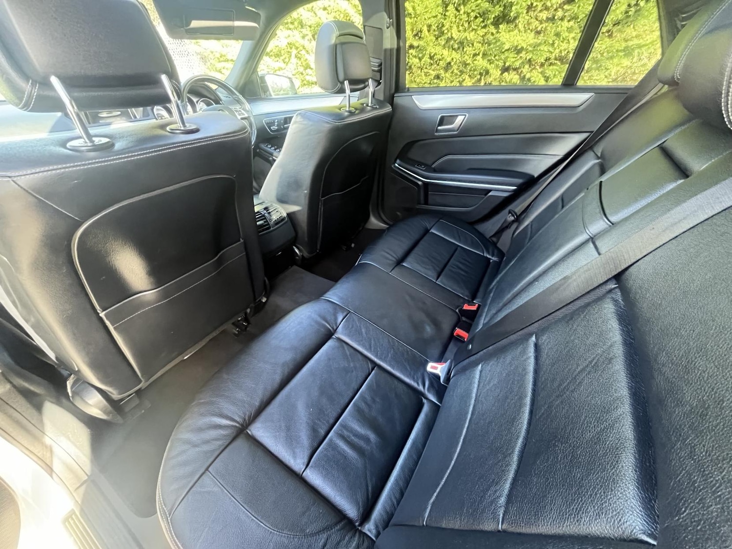 Used Mercedes-Benz E Class 2015 for sale - 77590436: Photo 28