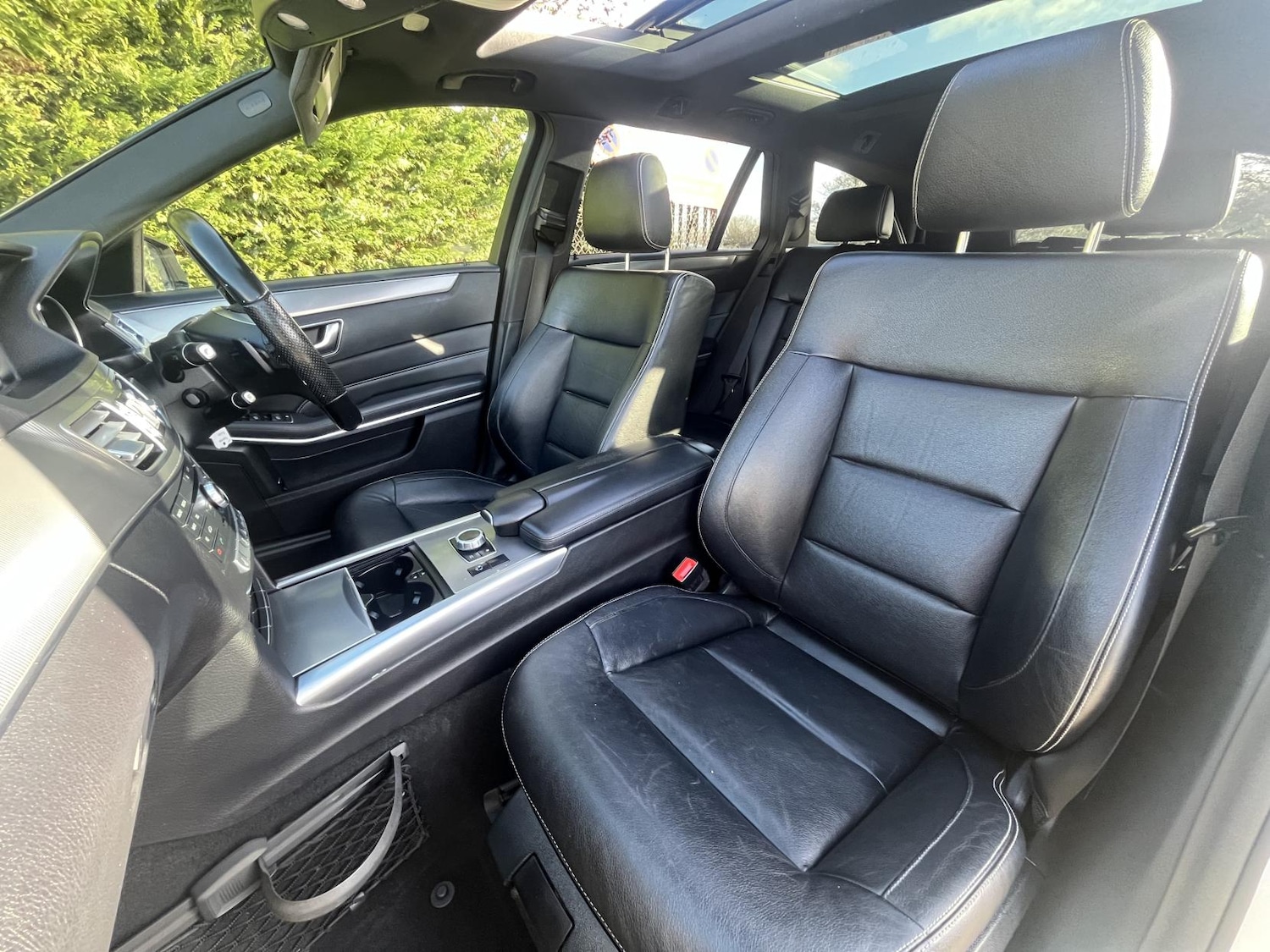 Used Mercedes-Benz E Class 2015 for sale - 77590436: Photo 30