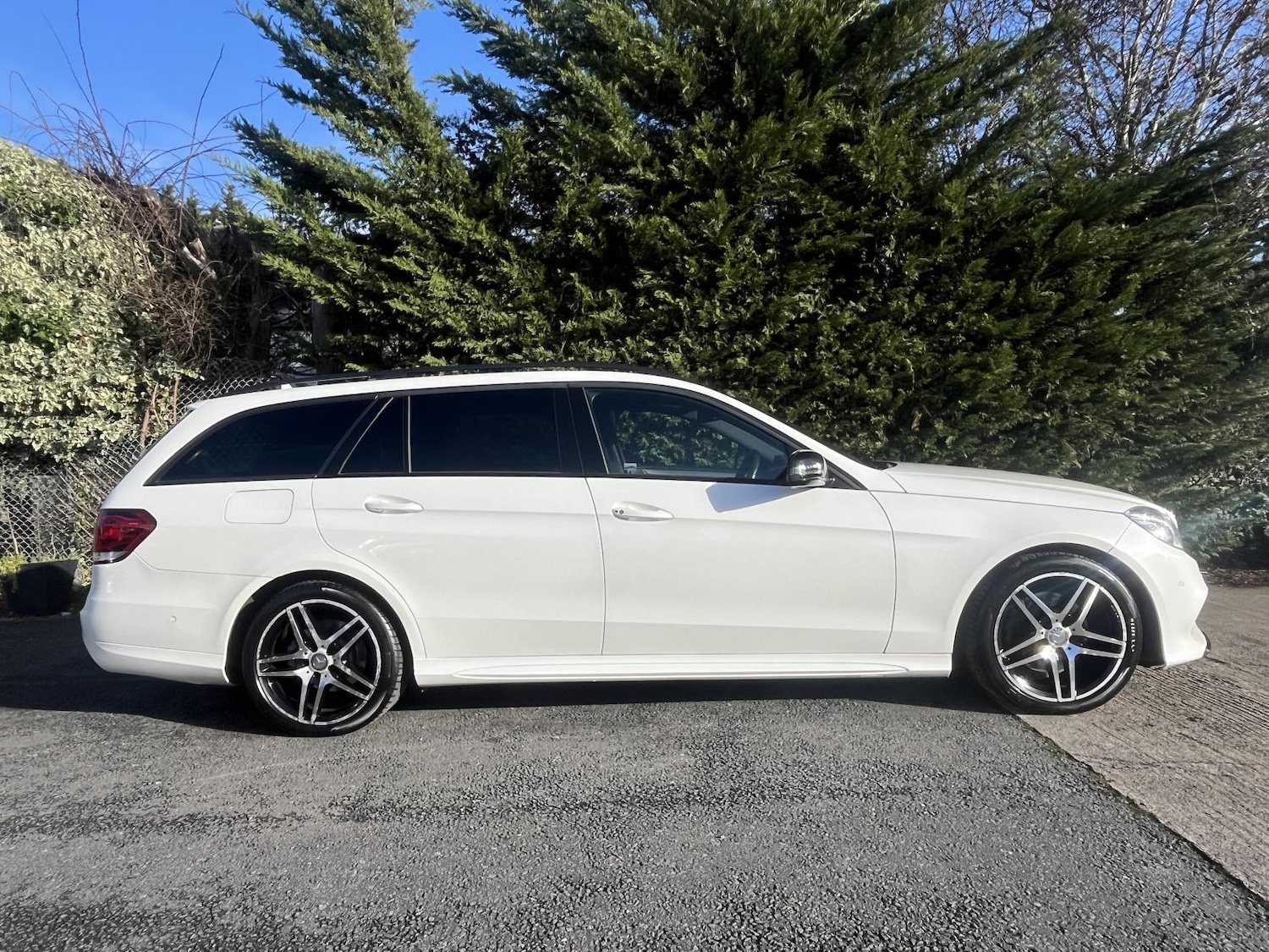 Used Mercedes-Benz E Class 2015 for sale - 77590436: Photo 9