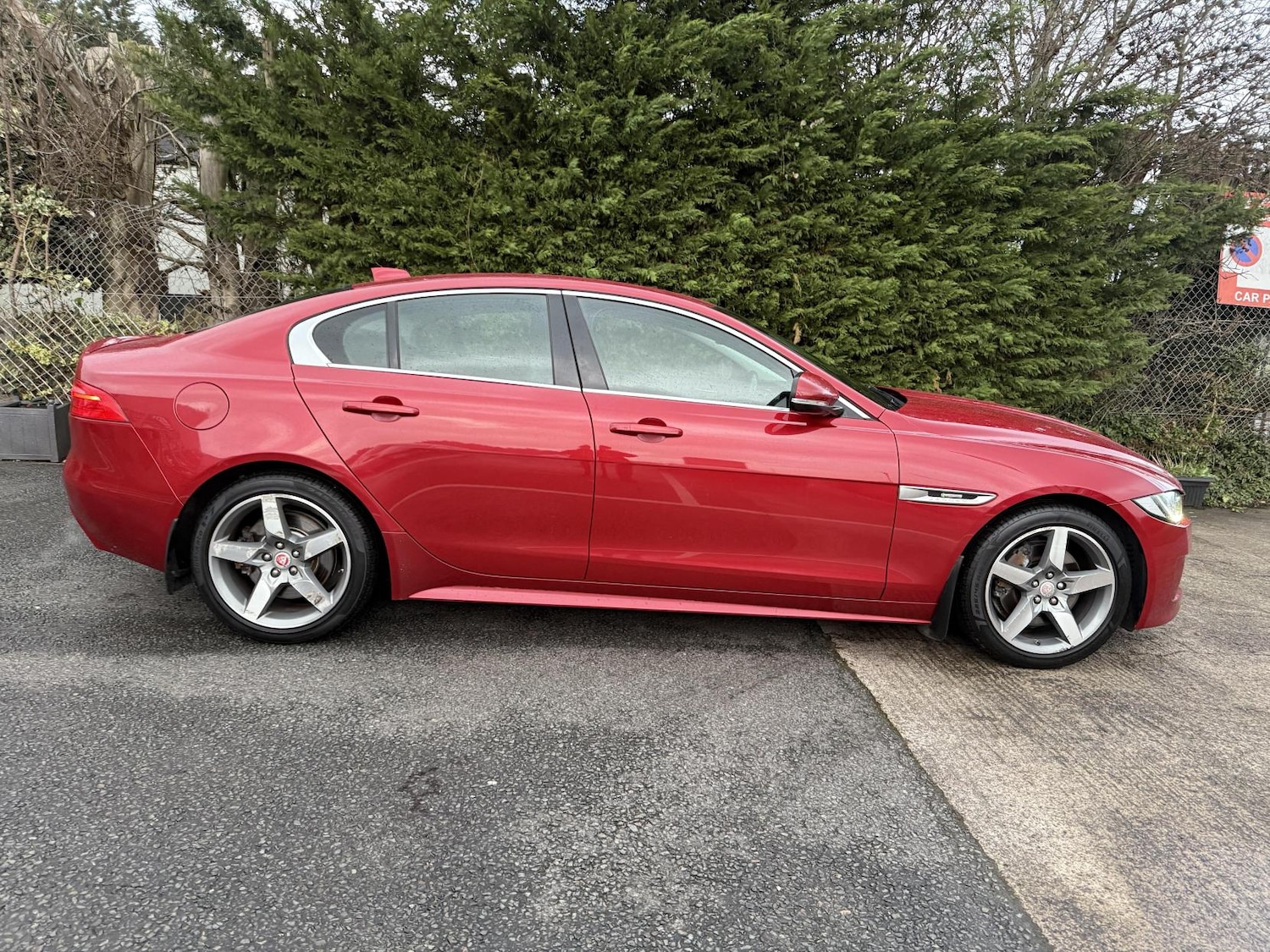 Used Jaguar XE 2016 for sale - 77640940: Photo 9