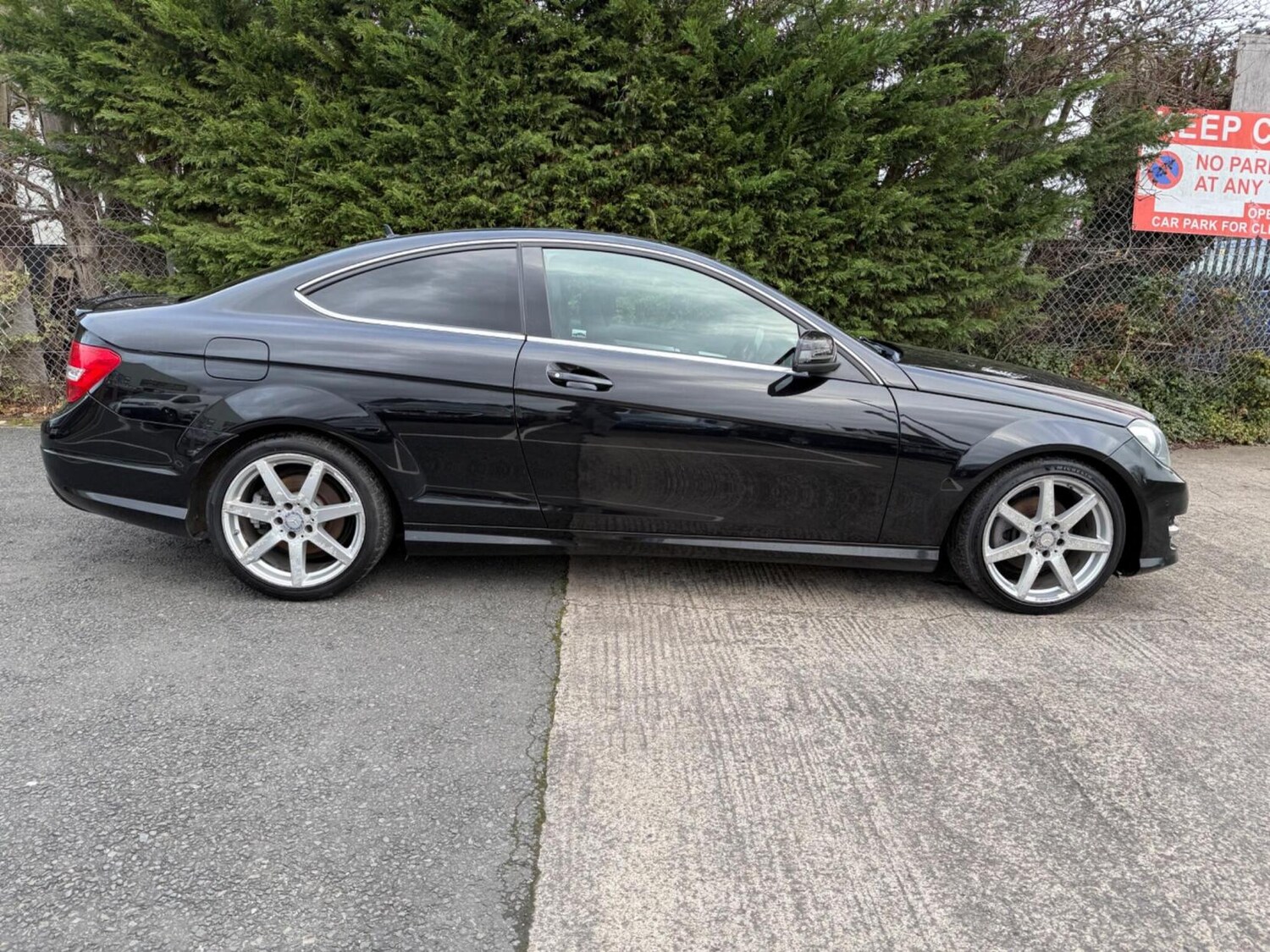 Used Mercedes-Benz C Class 2014 for sale - 77590416: Photo 8