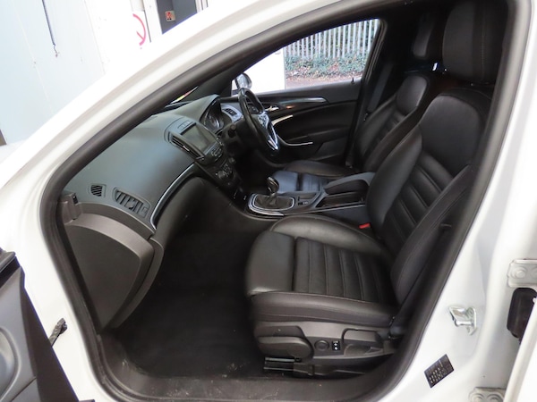 Used Vauxhall Insignia 2016 for sale - 76250987: Photo 12