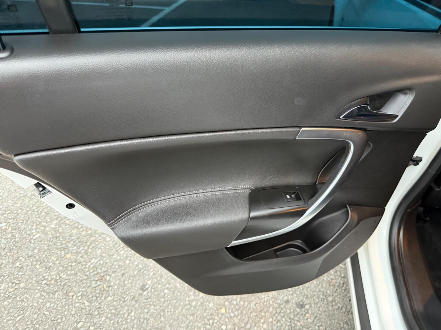 Used Vauxhall Insignia 2016 for sale - 76250987: Photo 32