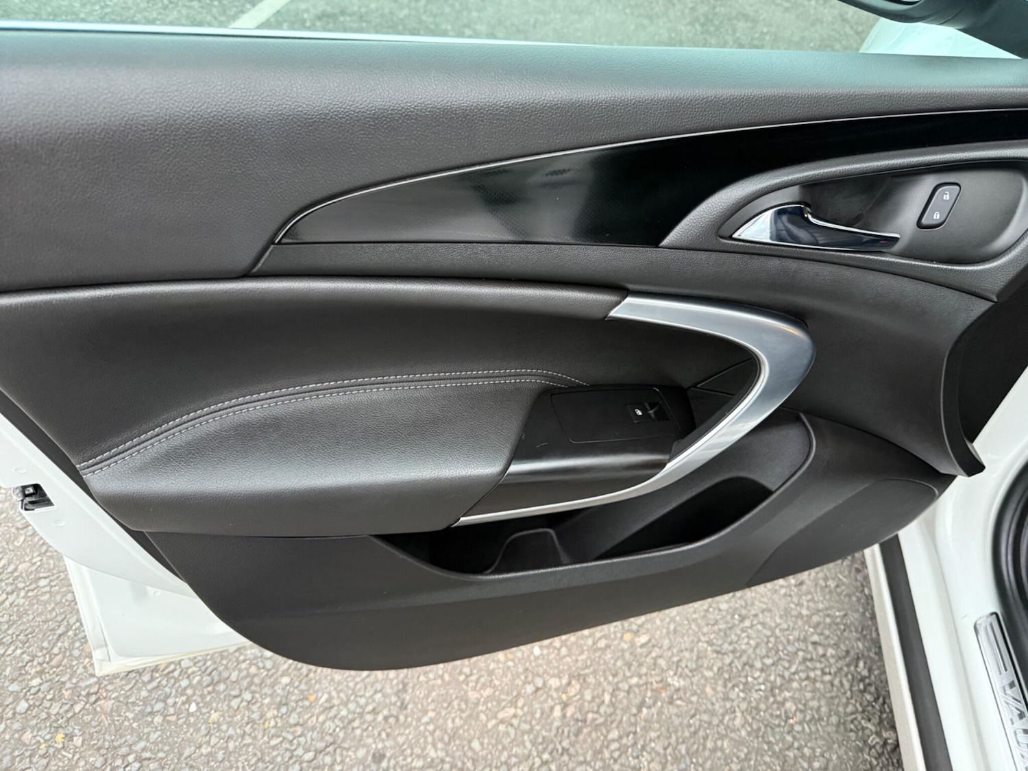 Used Vauxhall Insignia 2016 for sale - 76250987: Photo 33