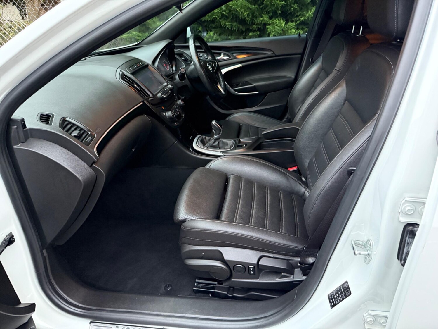 Used Vauxhall Insignia 2016 for sale - 76250987: Photo 50