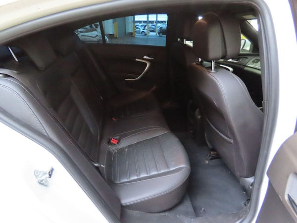 Used Vauxhall Insignia 2016 for sale - 76250987: Photo 9