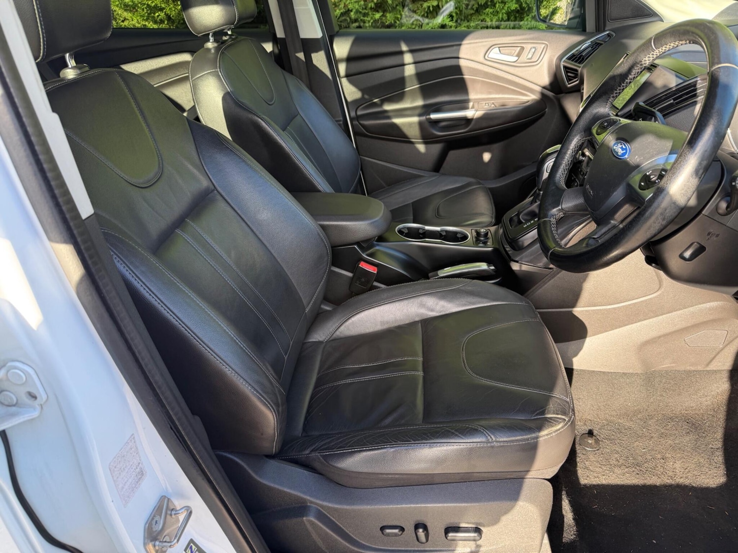 Used Ford Kuga 2013 for sale - 76377287: Photo 16