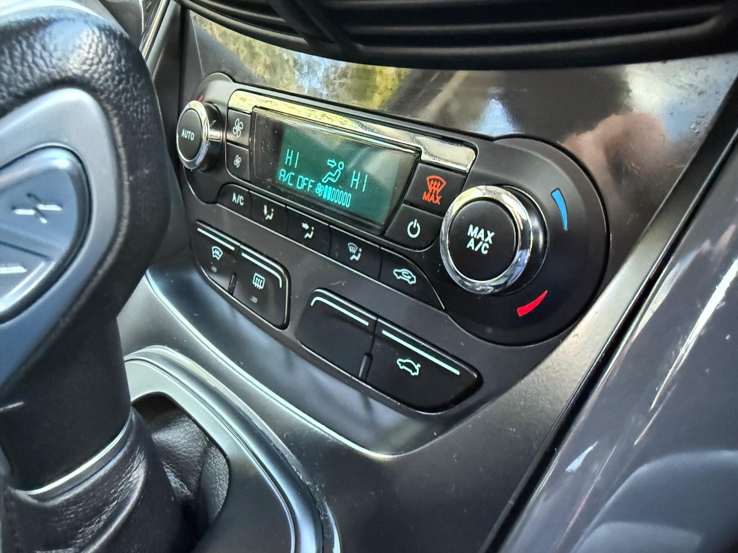 Used Ford Kuga 2013 for sale - 76377287: Photo 40