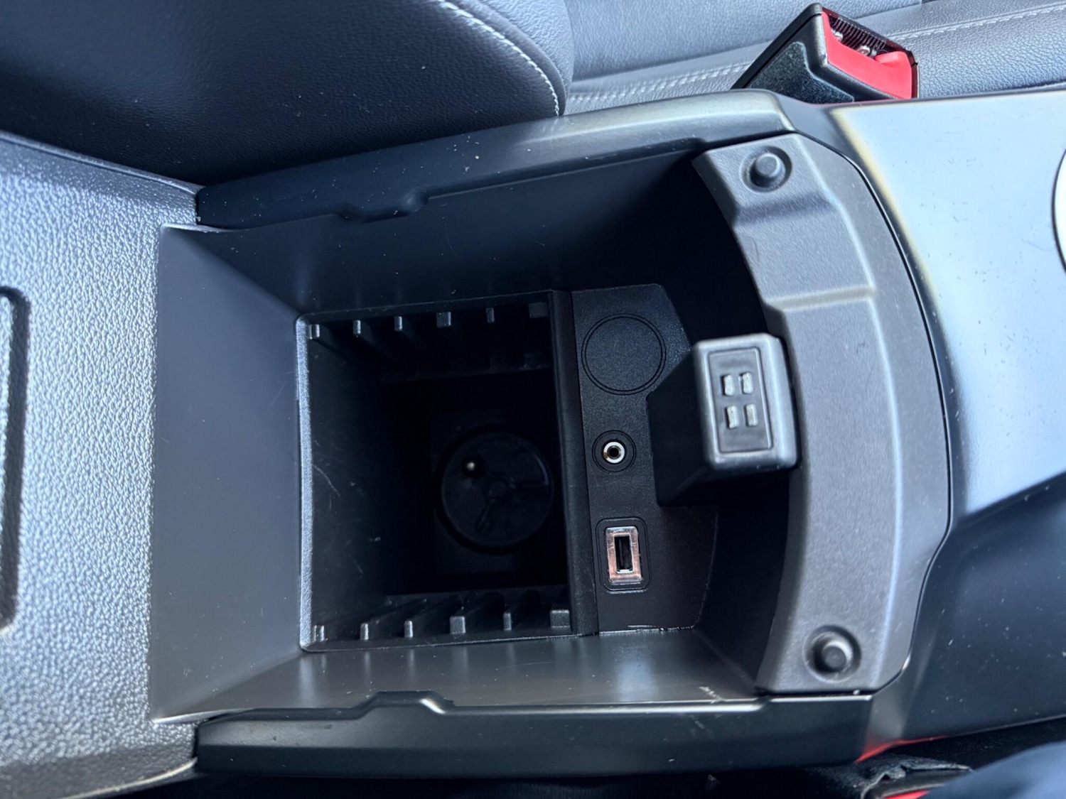 Used Ford Kuga 2013 for sale - 76377287: Photo 51