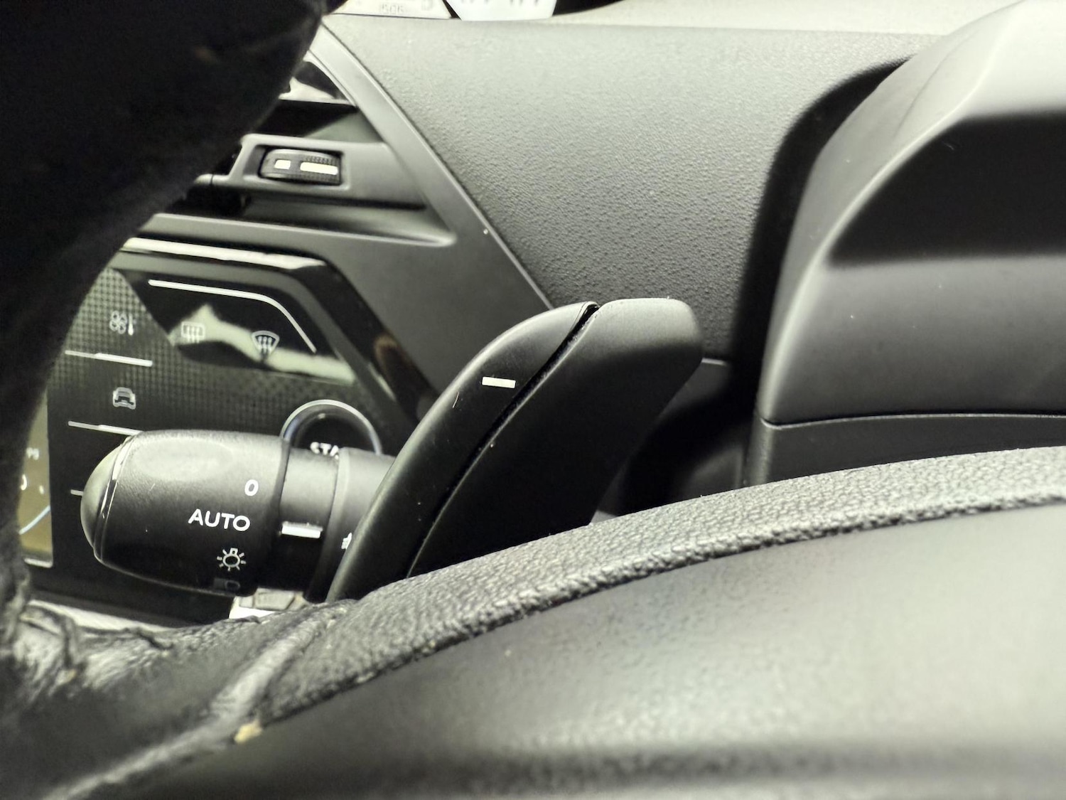 Used Citroen Grand C4 Picasso 2014 for sale - 77725414: Photo 17