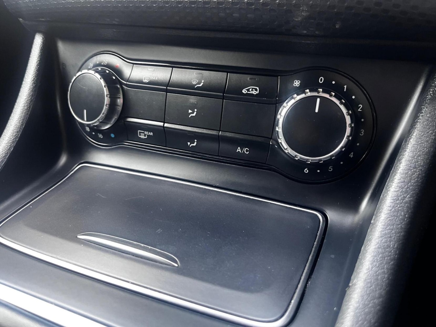 Used Mercedes-Benz A-Class 2016 for sale - 77590391: Photo 18