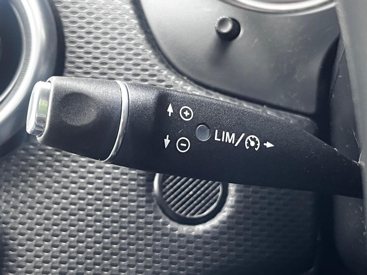 Used Mercedes-Benz A-Class 2016 for sale - 77590391: Photo 19