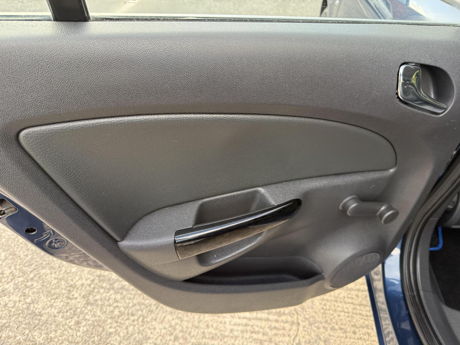 Used Vauxhall Corsa 2013 for sale - 78067625: Photo 18