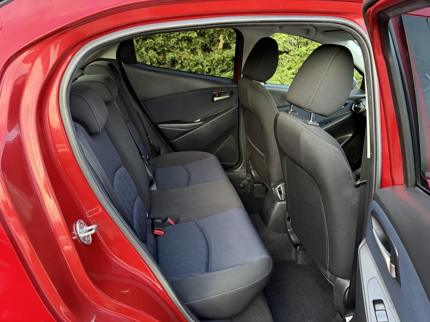 Used Mazda Mazda2 2016 for sale - 77707108: Photo 11