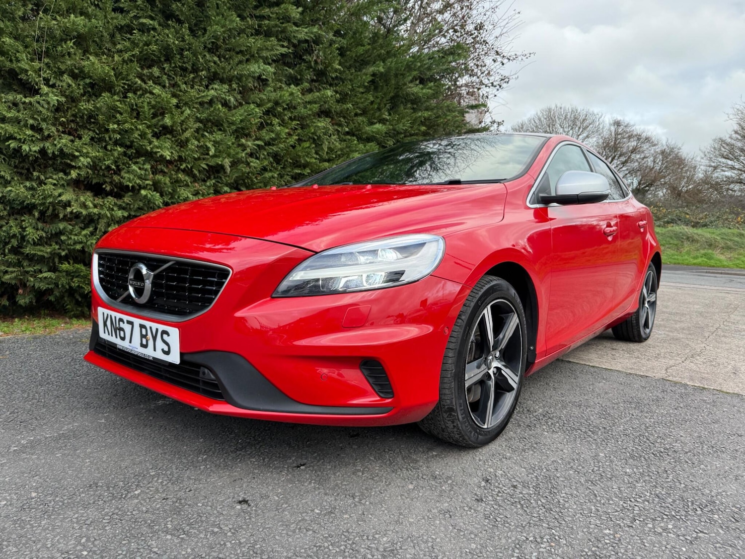 Used Volvo V40 2017 for sale - 77029098: Photo 3