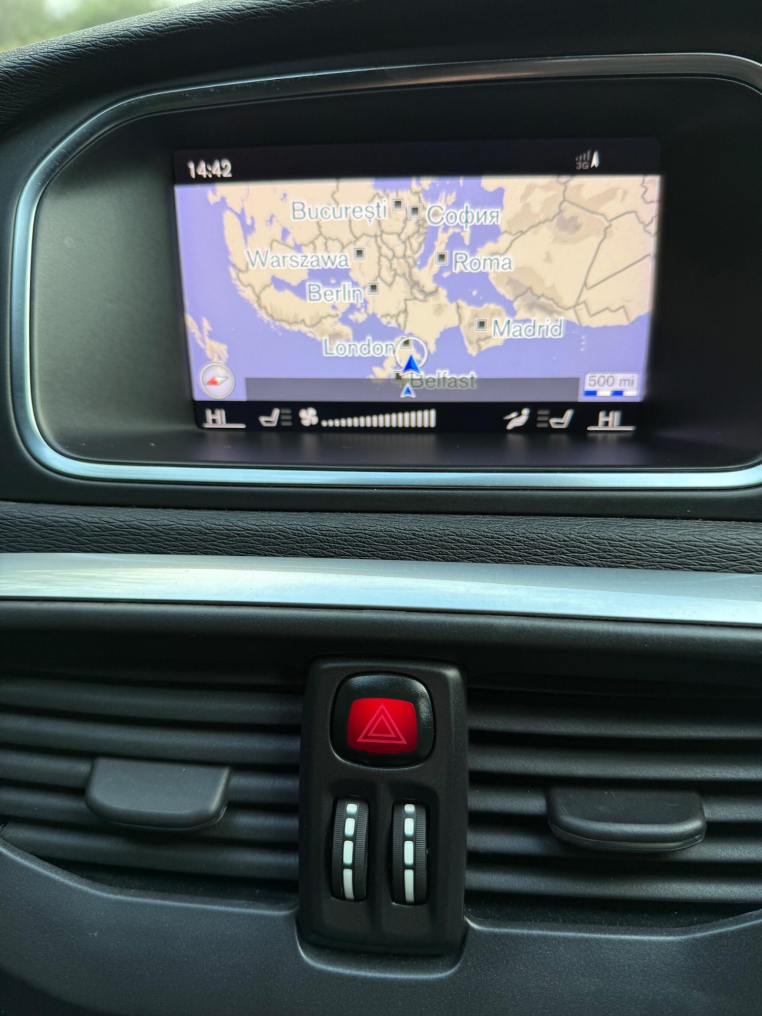 Used Volvo V40 2017 for sale - 77029098: Photo 38