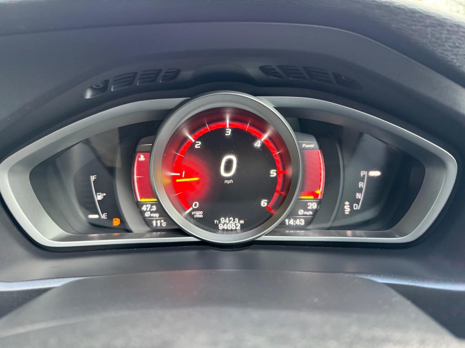 Used Volvo V40 2017 for sale - 77029098: Photo 41