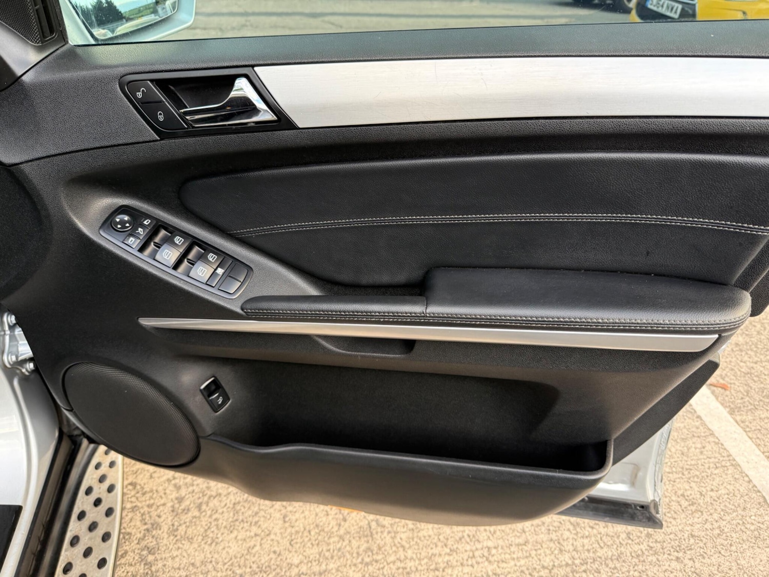 Used Mercedes-Benz M Class 2009 for sale - 76995614: Photo 31