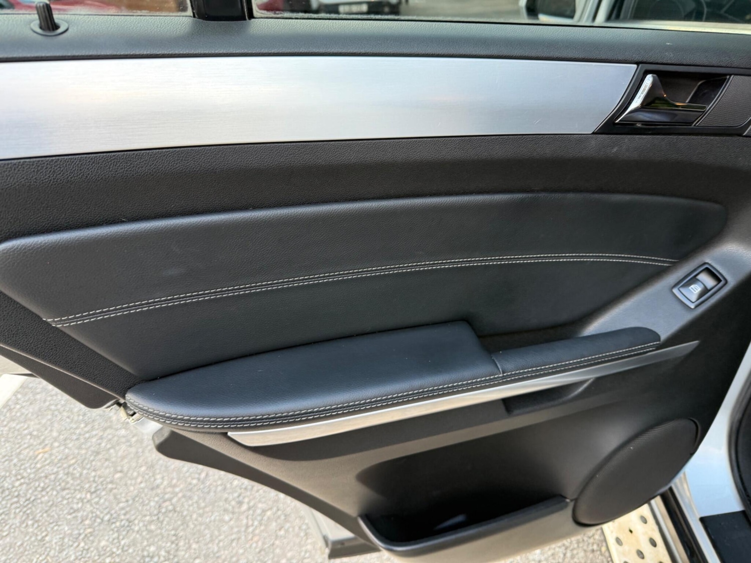 Used Mercedes-Benz M Class 2009 for sale - 76995614: Photo 35