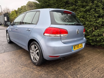Used Volkswagen Golf 2010 for sale - 77468412: Photo
