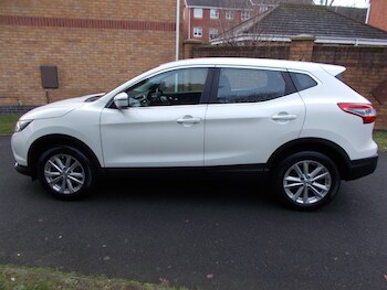 Used Nissan Qashqai 2016 for sale - 77096802: Photo