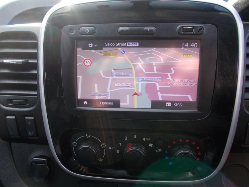 Used Renault Trafic 2018 for sale - 77437889: Photo 15