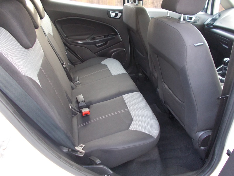 Used Ford Ecosport 2015 for sale - 76974090: Photo 10