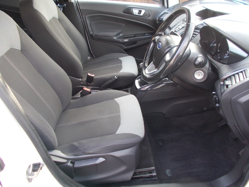 Used Ford Ecosport 2015 for sale - 76974090: Photo 9
