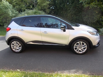 Used Renault Captur 2017 for sale - 78607930: Photo