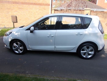 Used Renault Scenic 2013 for sale - 78382002: Photo