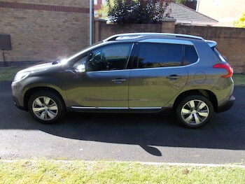 Used Peugeot 2008 2015 for sale - 75912105: Photo