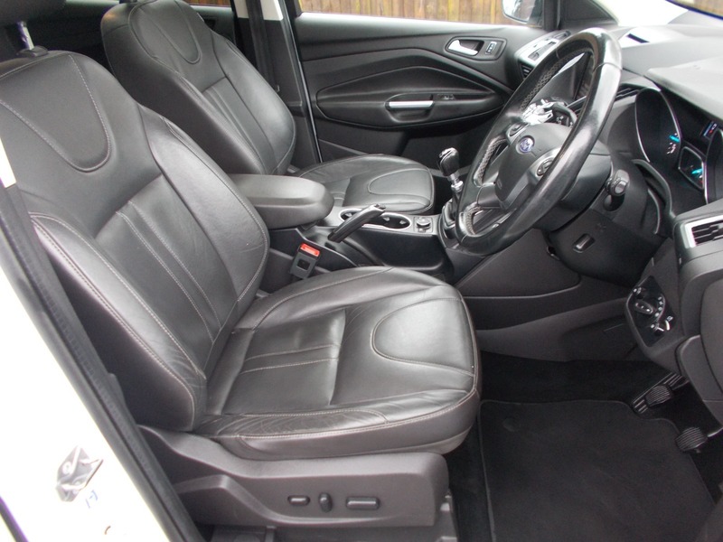 Used Ford Kuga 2016 for sale - 77681497: Photo 9